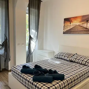Apartament Housitalia Mediolan