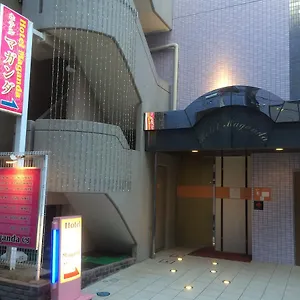 マガンダ 2*, 大阪市 日本